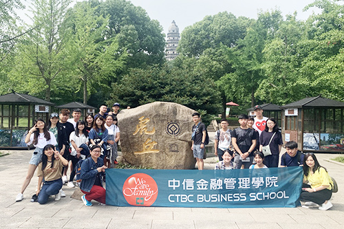 图片11a.jpg